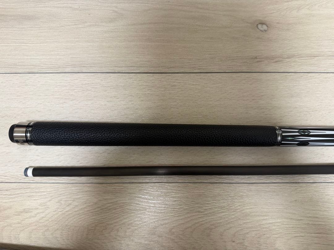 キューテック CUETEC 各種キュー, ケースなど一式（シナジーシャフト装備）