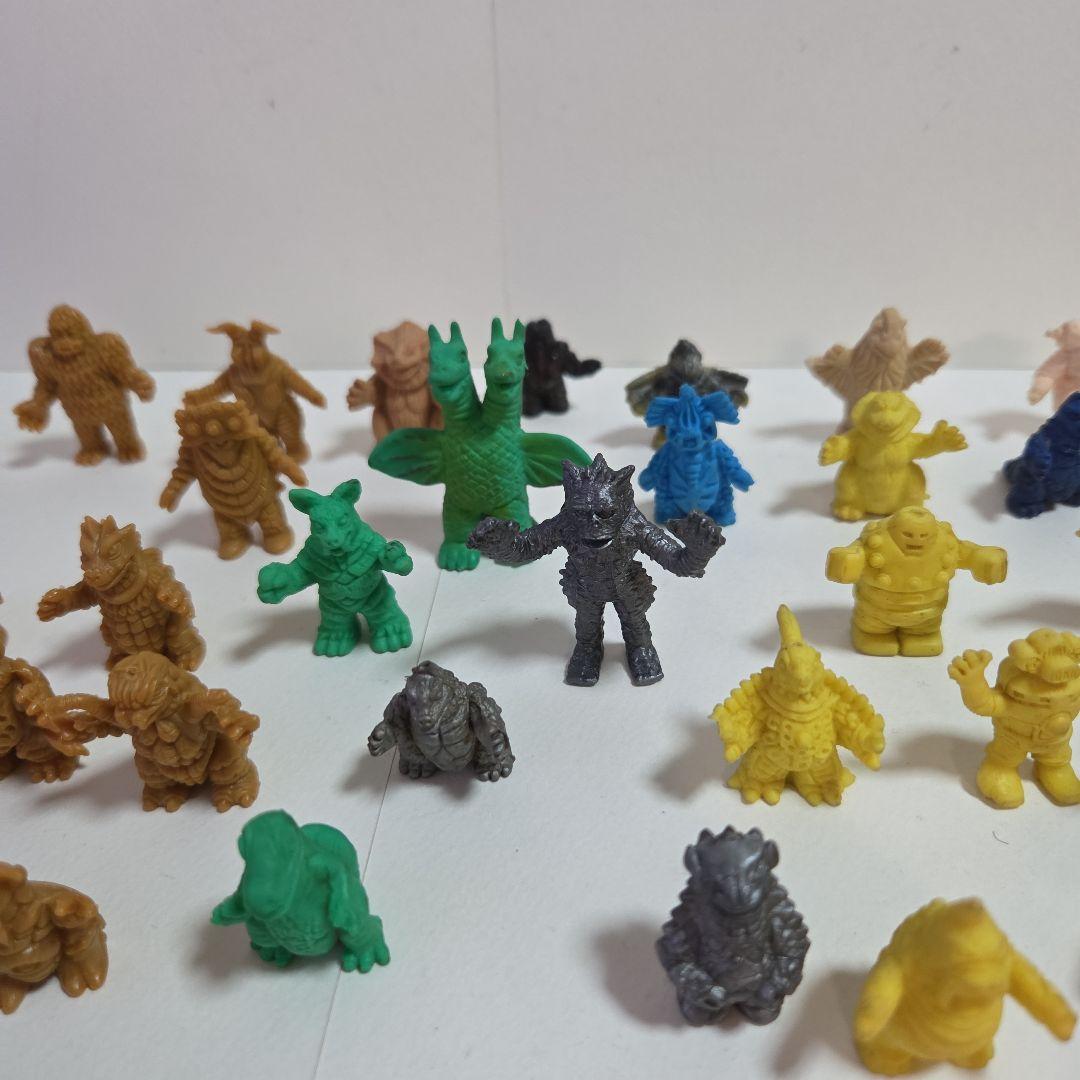 ウルトラマン消しゴム　怪獣消しゴム　74点セット