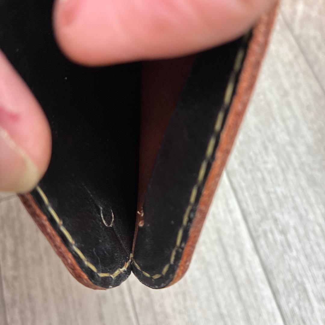 訳あり安値【茶芯ブラック】ミドルトラッカーウォレット　真鍮　お札を折らずに収納