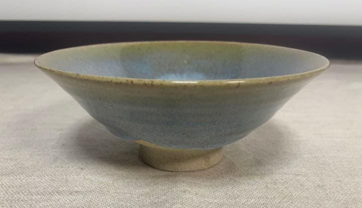 抹茶碗　平茶碗　青釉　貫入あり　茶道具