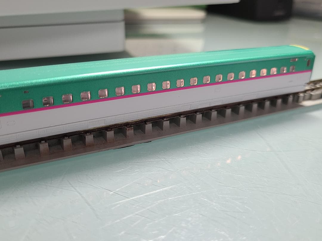 トミックス　98910 E5系東北新幹線　はやぶさ　限定品　室内灯付