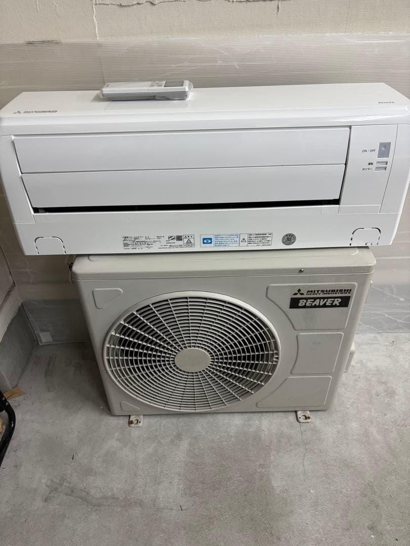 取付込☆福岡 ビーバーエアコン SRK22TY-W 6畳~ 2020年式 中古