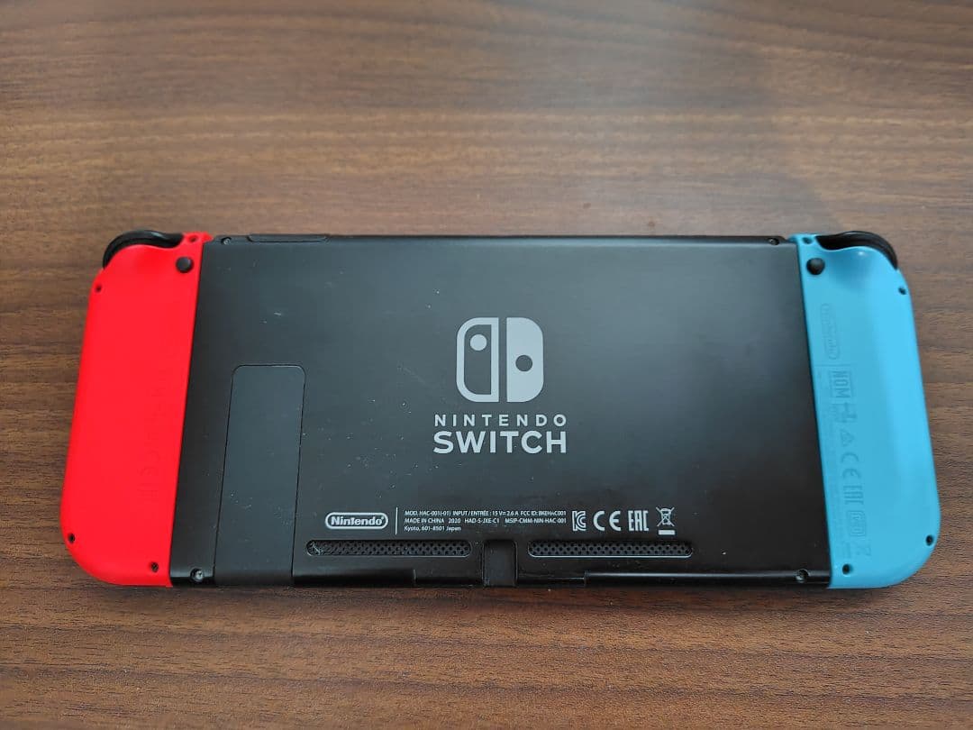 か*ん様 Nintendo Switch 本体 中古品