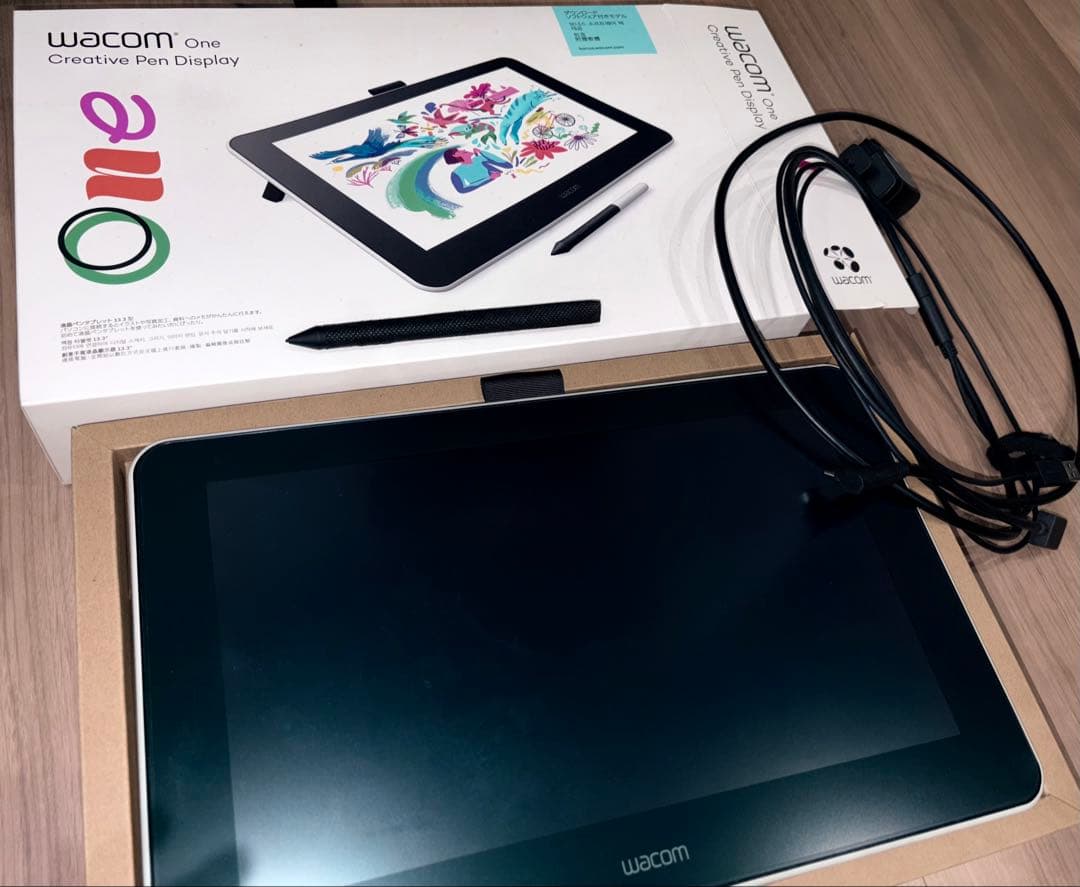 液晶ペンタブレット本体Wacom One 13 DTC133W0D 鉛筆ペン付き