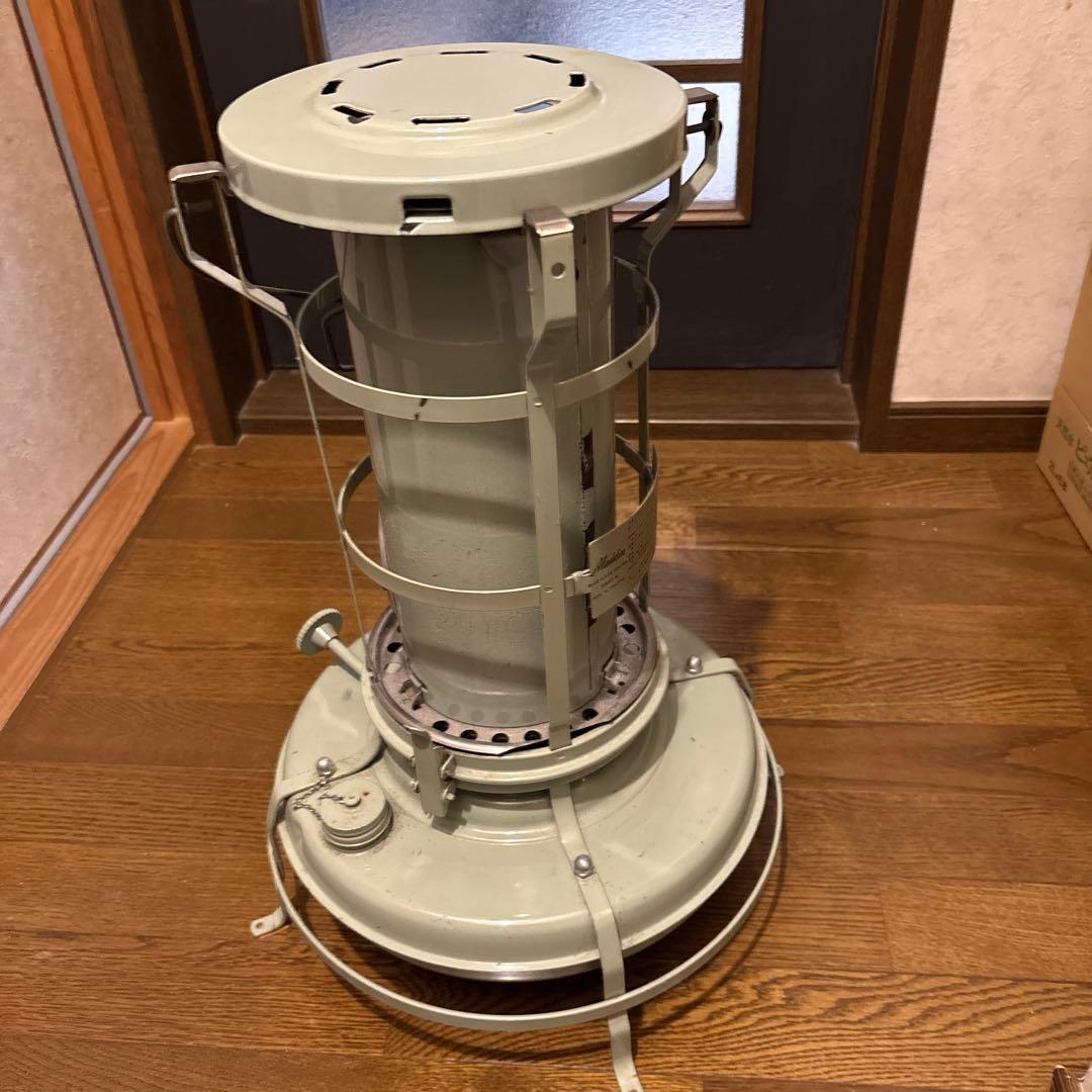 アラジンビンテージ石油ストーブ
