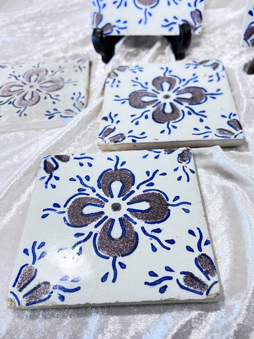 古いタイル　花柄 9枚セット DISTRESSED　フランス　銘あり