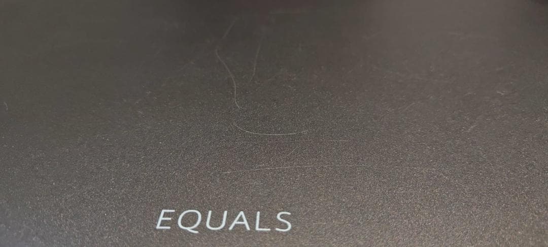 EQUALS WALL V3 LOWタイプ　棚付き