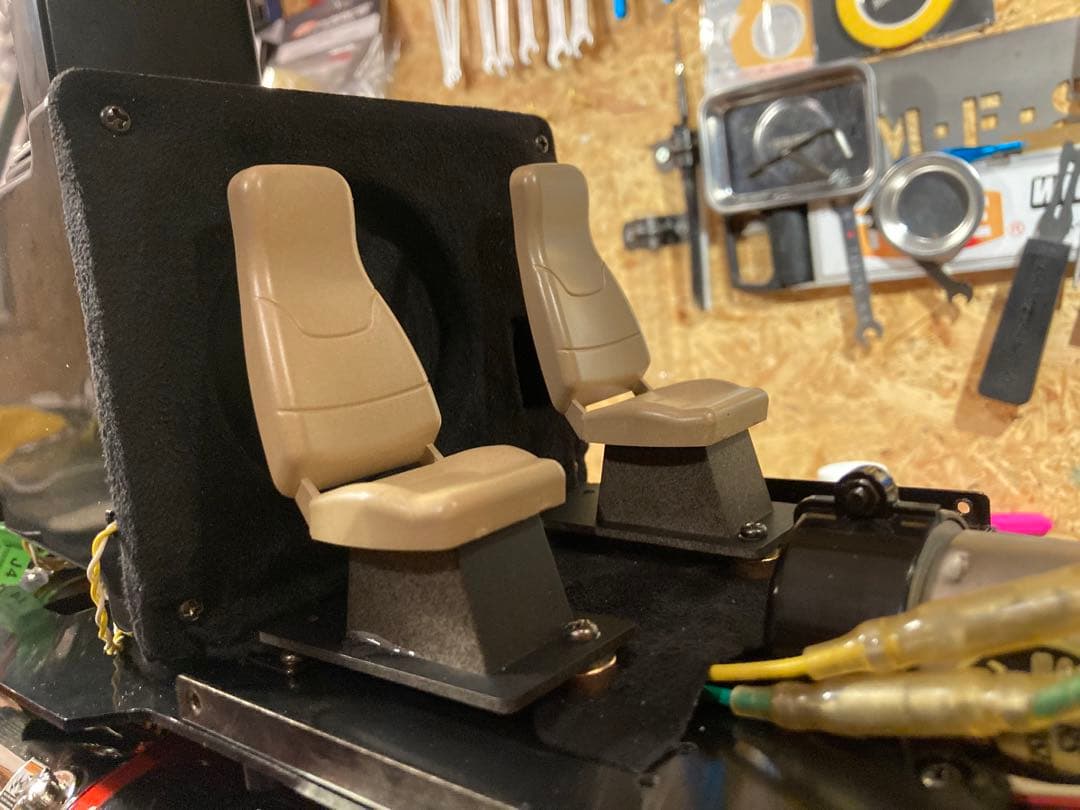 M様納車待ち　タミヤ　ナイトハウラーカスタム　フルオペ　サキールオレンジ