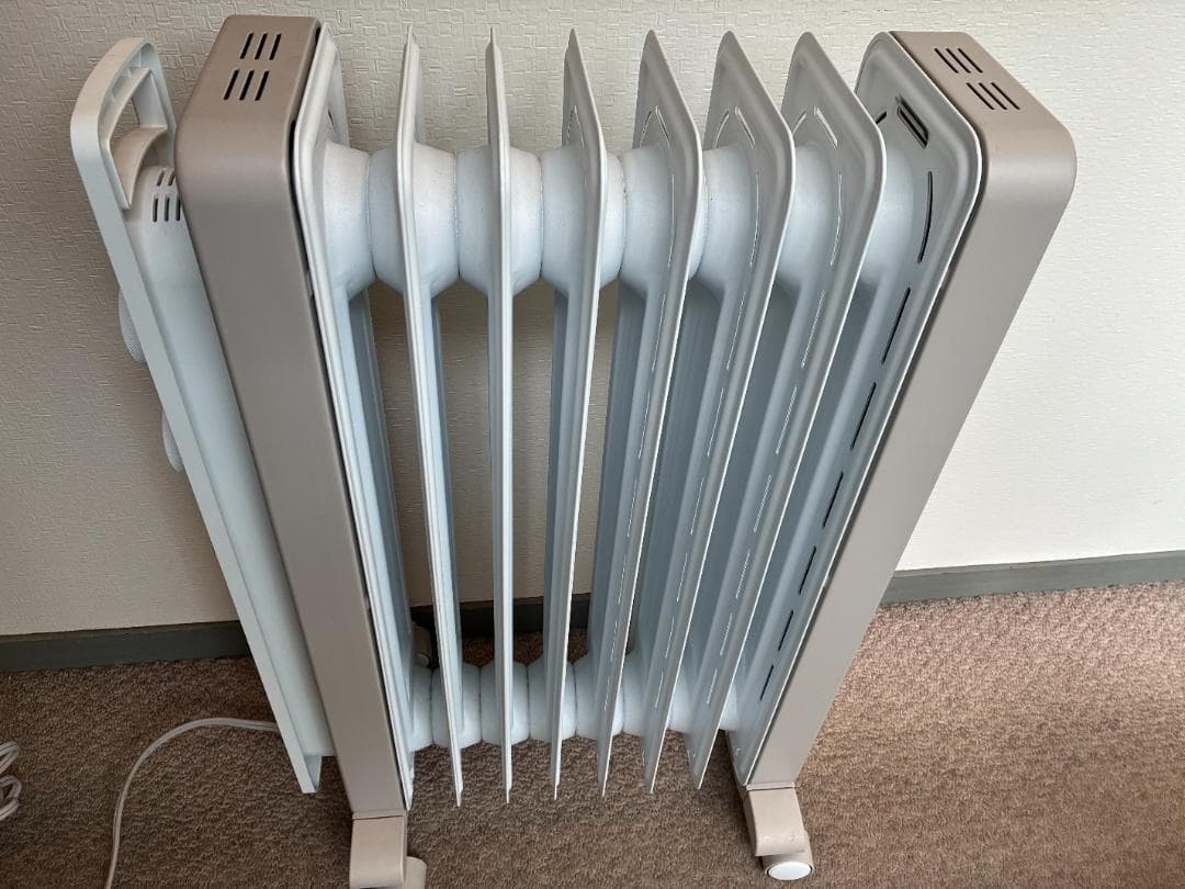 [美品] 暖房器具 デロンギ オイルヒーター RHJ21F0812-WH