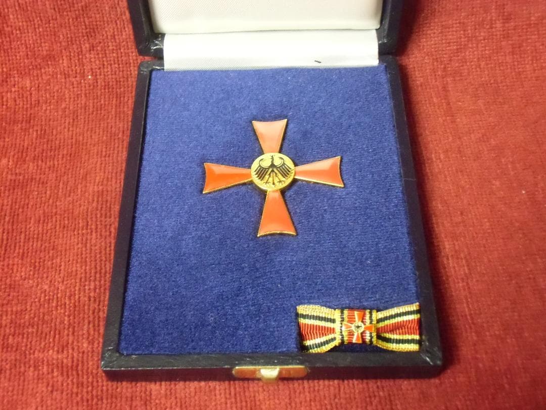 ＢＷドイツ軍/連邦軍＊女性用＊１９５２年＊連邦功労勲章１級（実物）