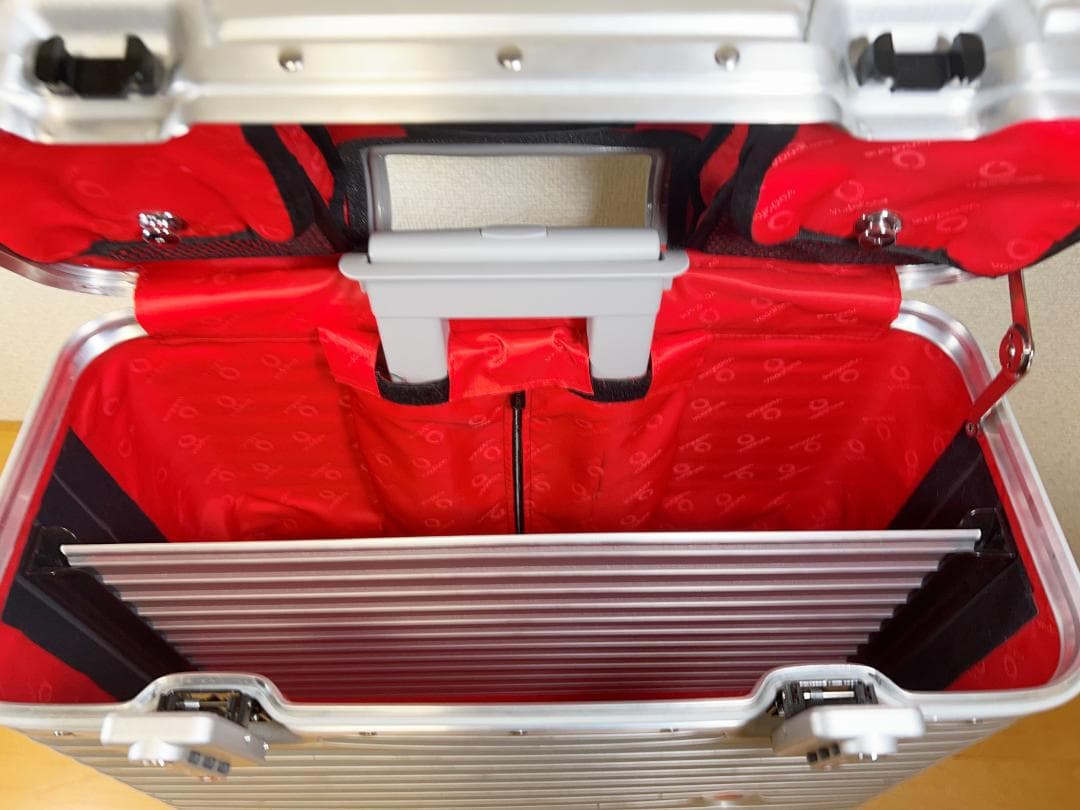 超美品♪ リモワ ボーダフォン パイロット トローリー トパーズ 2輪 ビジネス