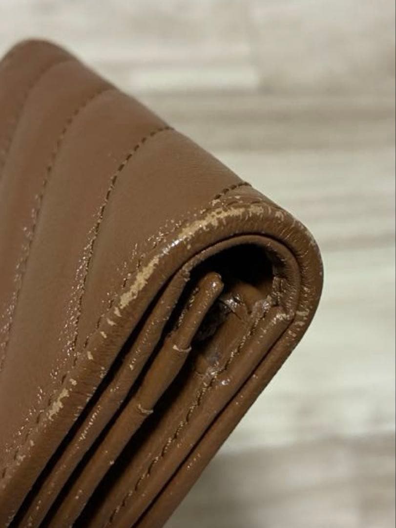 グッチ　マーモント　スモールウォレット　コンパクト財布　GUCCI