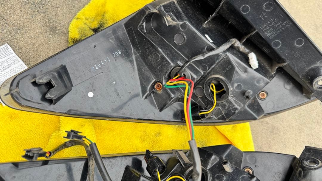 VEZEL スモークLEDテールランプ　シーケンシャル　ヴェゼル RU1 RU3