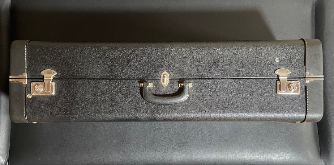 KING トロンボーンケース　ハードケース　黒　テナートロンボーン用