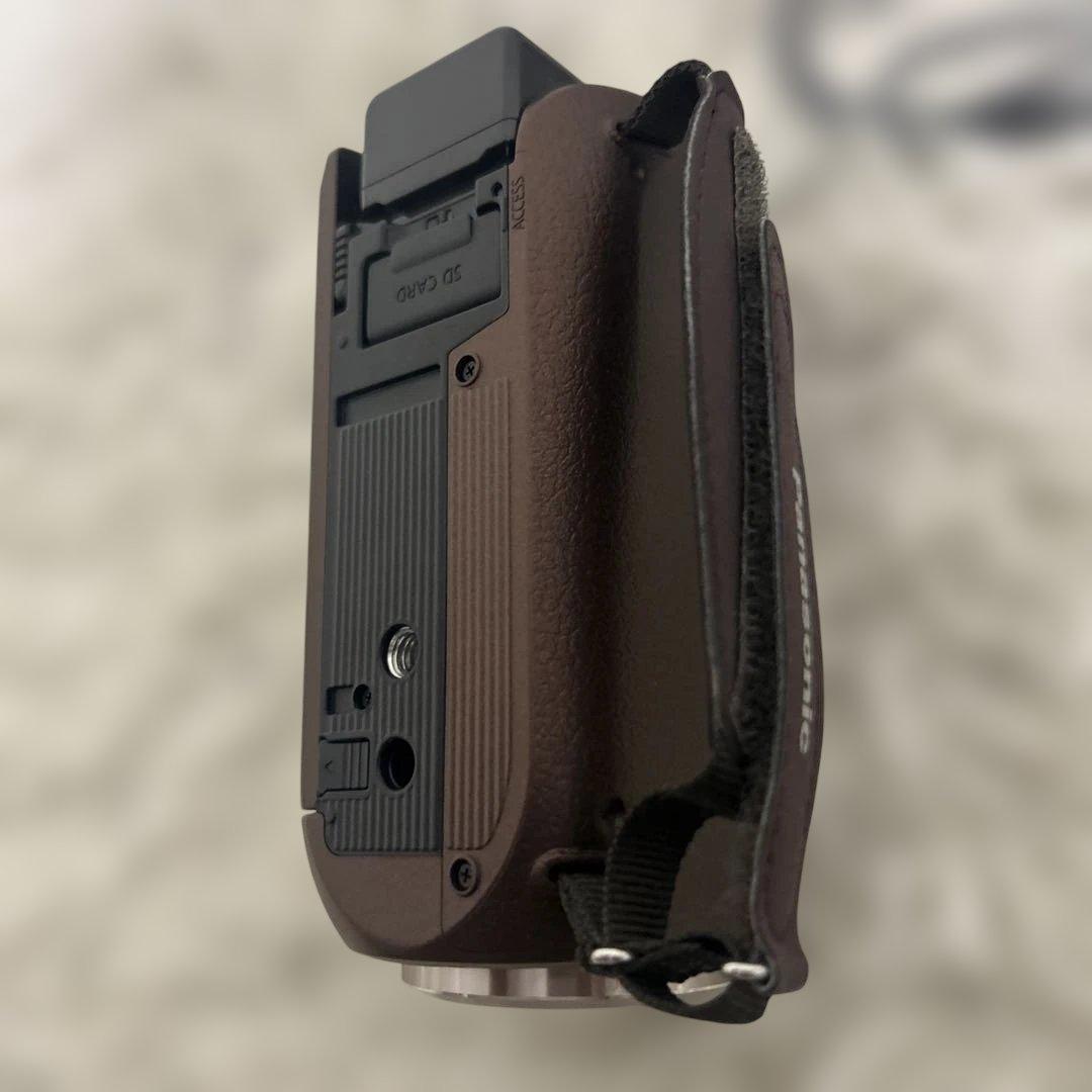 【未使用級】Panasonic HC-W585M ブラウン　付属品完備