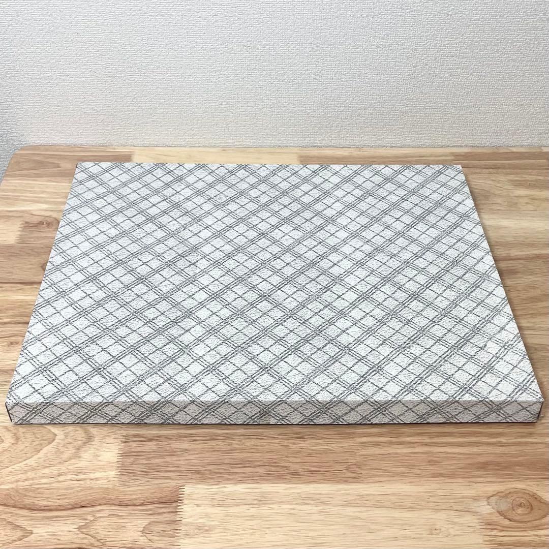 アサバマリエ 「網戸とペキニーズ」 サイン入り ジークレー版画 ジクレー 作家