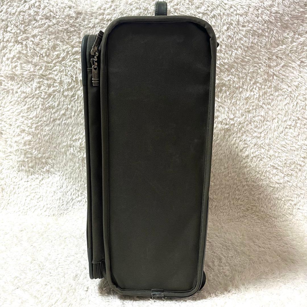 ✨激レア✨TUMI キャリーケース スーツケース カーキ ガーメント USA製