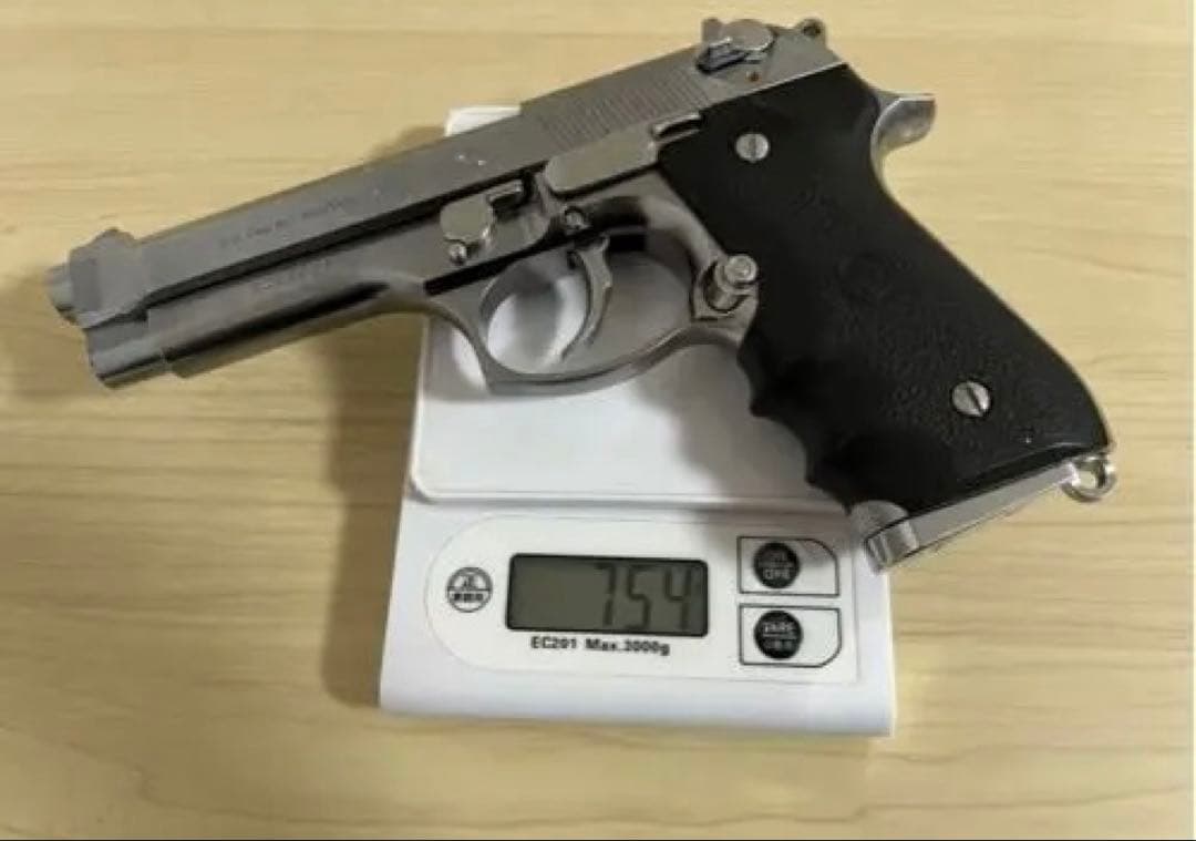 ブラックフライデー限定値引き東京マルイ　ベレッタ M92F シルバー　ガスガン