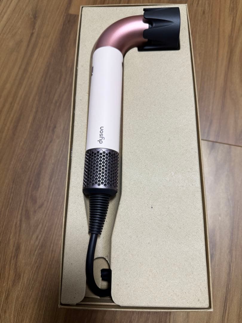 Dyson Supersonic r ヘアドライヤー ピンク 未使用品②