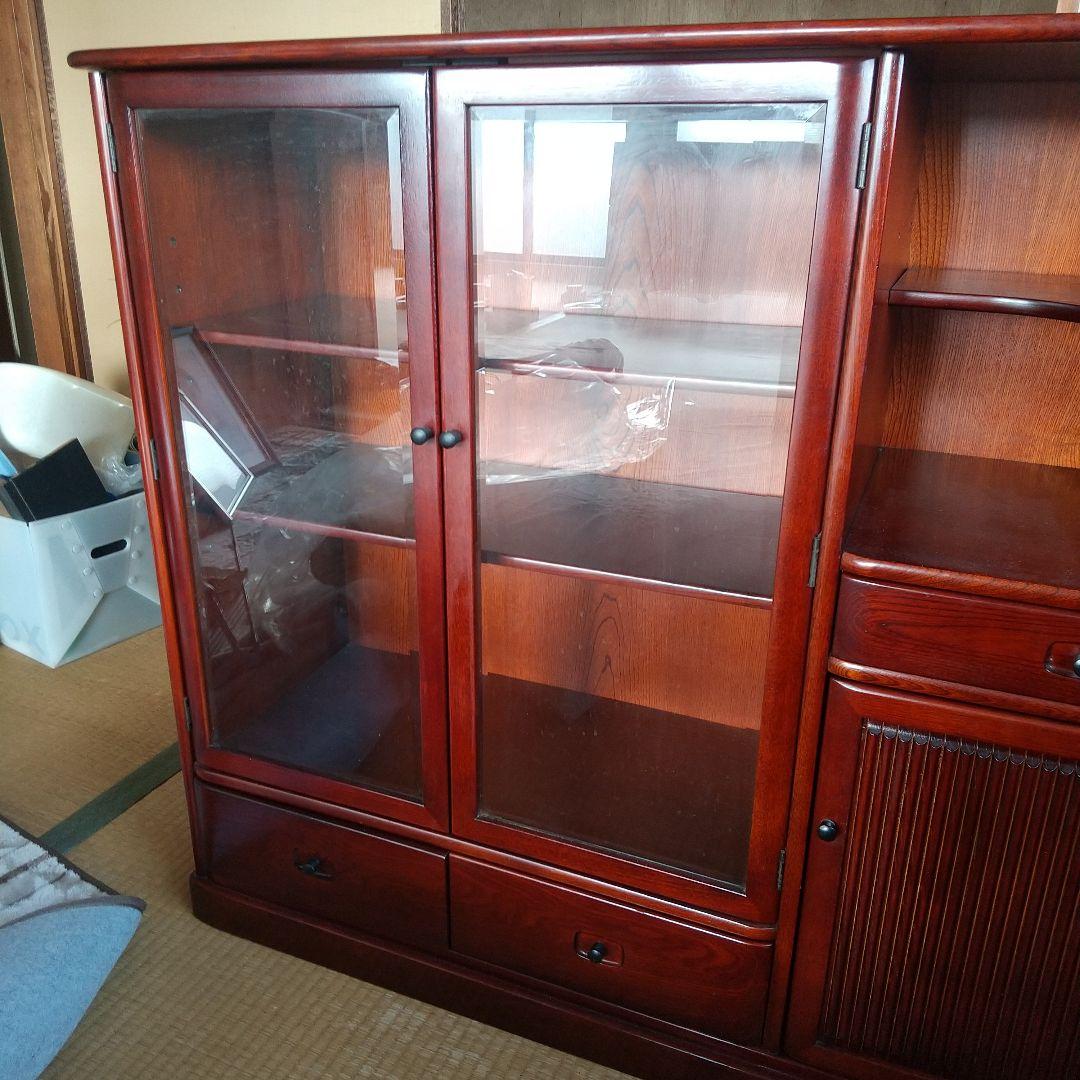 カリモク　karimoku ガラス扉付き収納家具