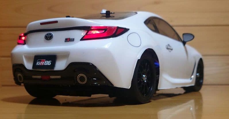 田宮RCトヨタGR86LEDライト付ファーストトライ＆プロポバッテリーセット完成