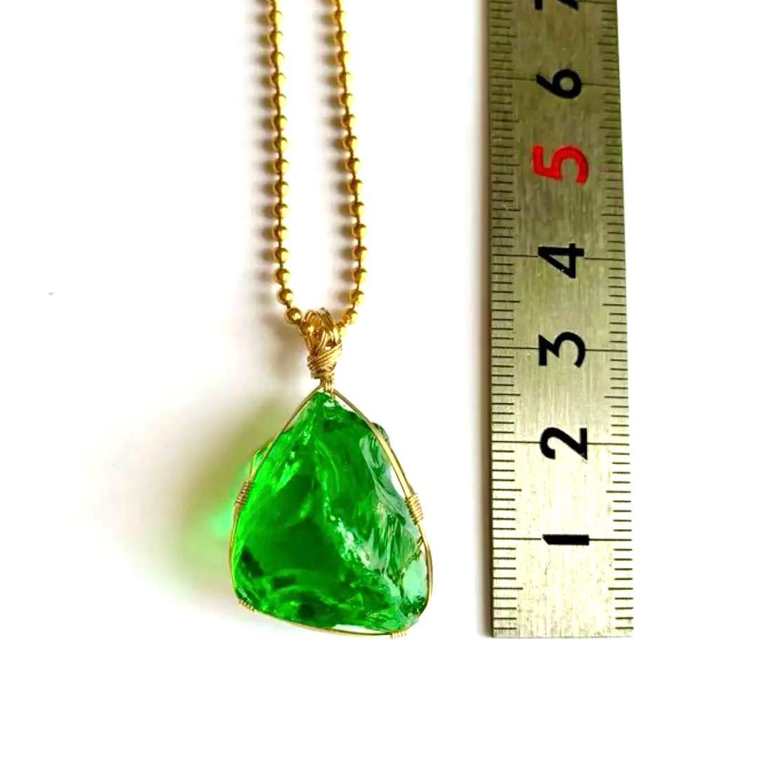 アンダラクリスタル原石（グリーン） ペンダントトップ