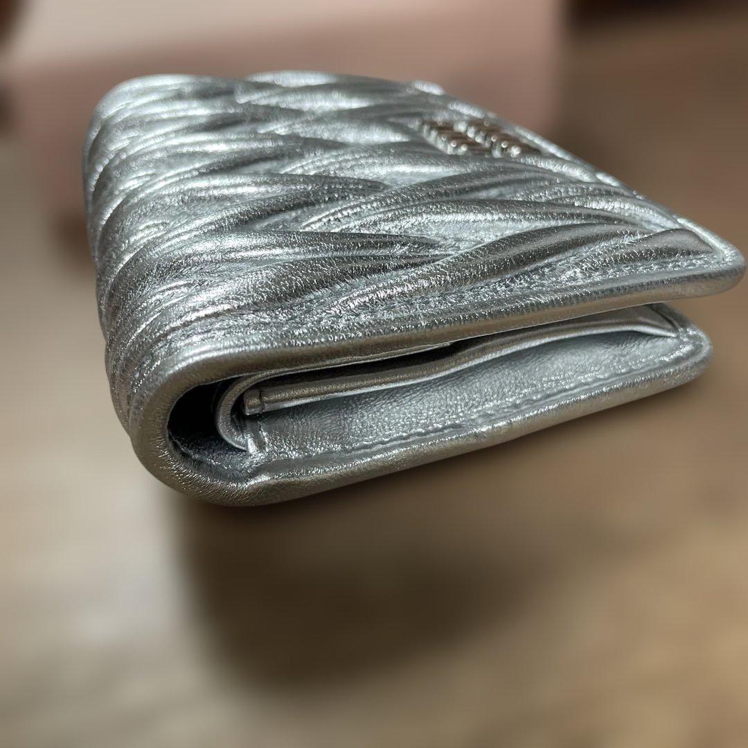 miumiu☆ミュウミュウ☆マテラッセレザー折り財布