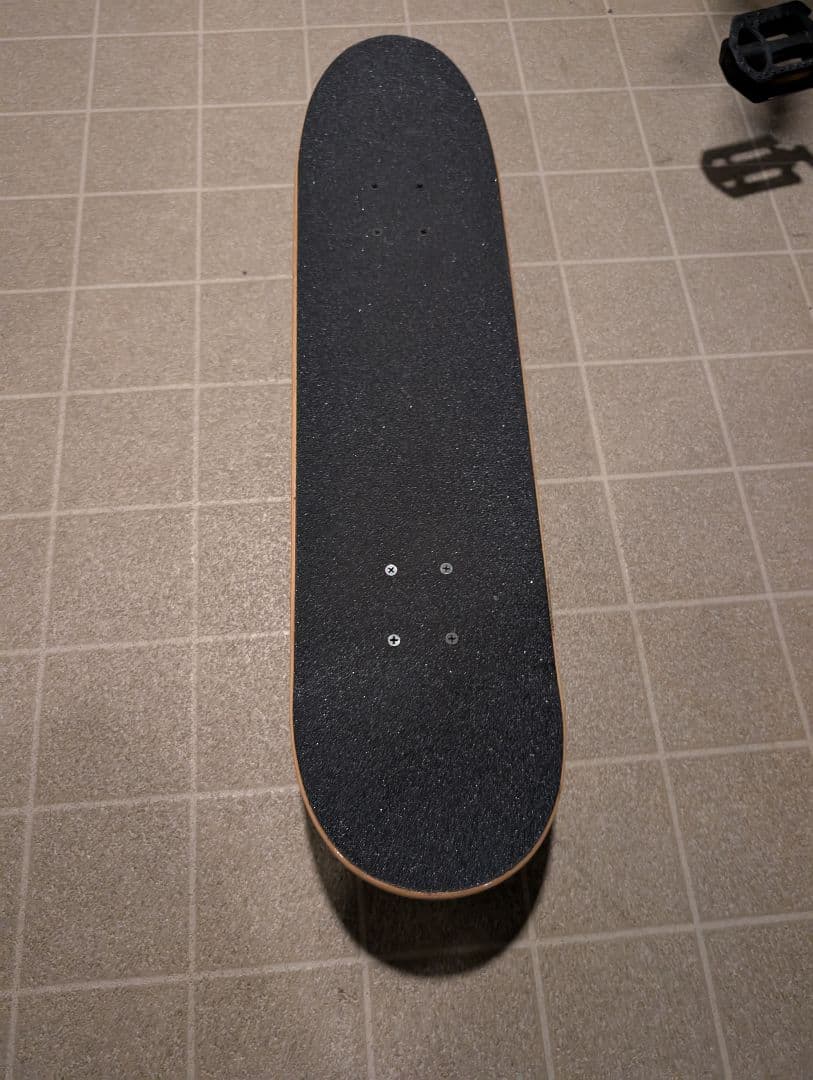 値引中THREEATER スケートボード コンプリート＋キッズプロテクターセット