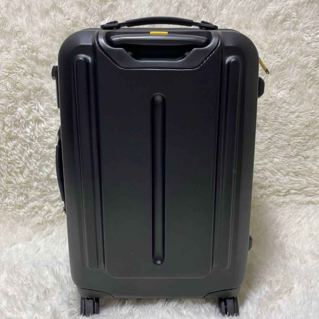 NMZ 　✨希少✨　イノベーター　スーツケース　4輪軽量ハードタイプ
