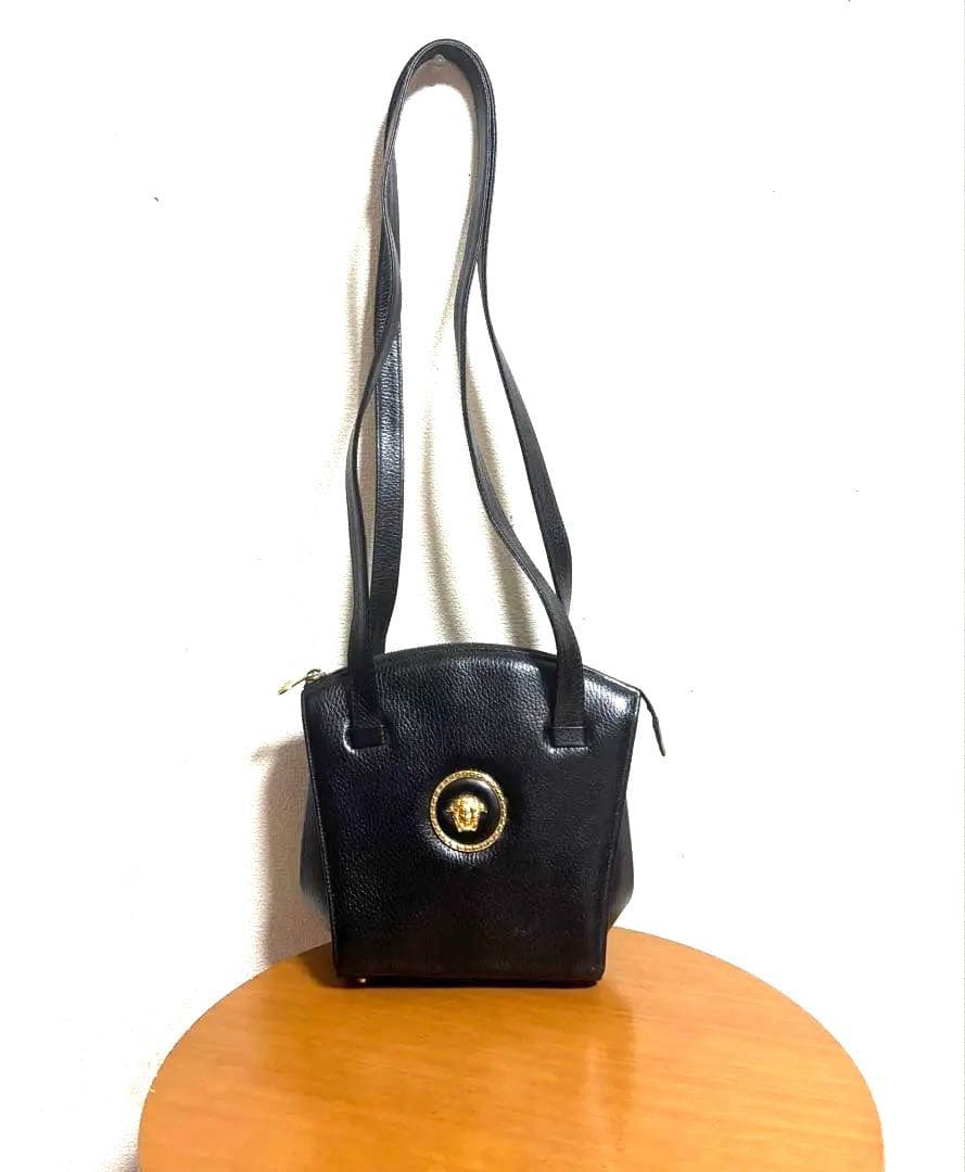 美品 VERSACE ヴェルサーチ レザー ショルダー バッグ