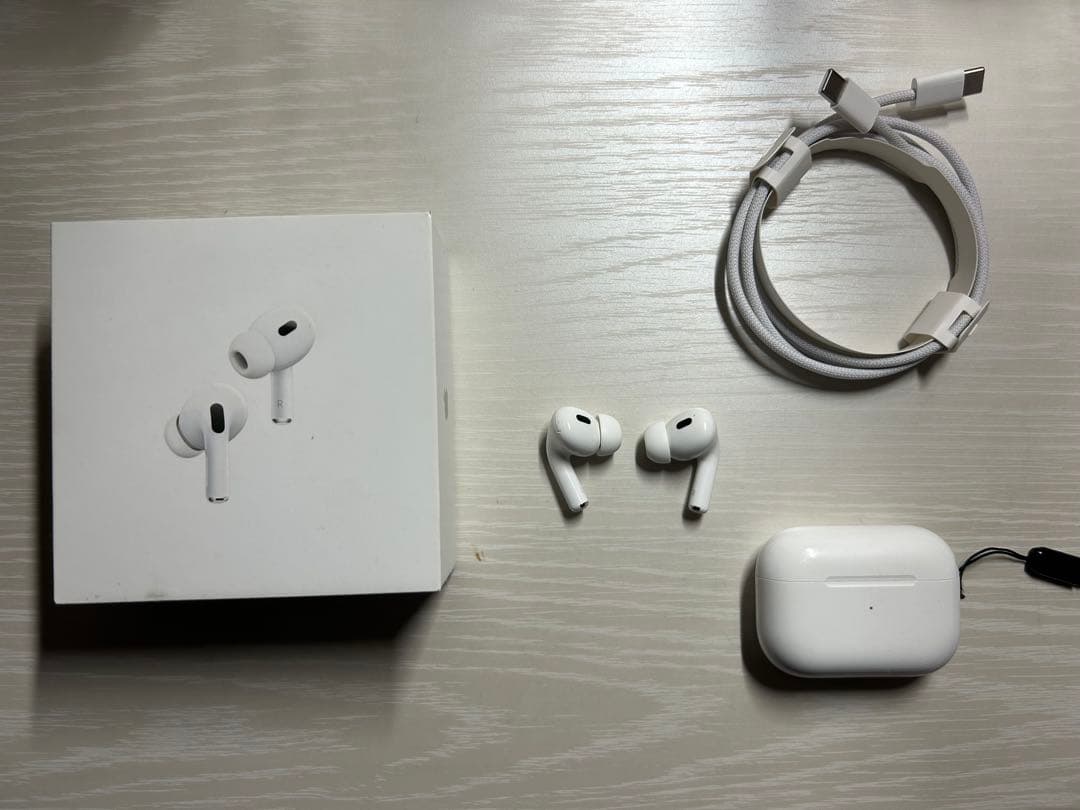 AirPods Pro 第2世代 USB-Cモデル 正規品 箱・ケーブル付き