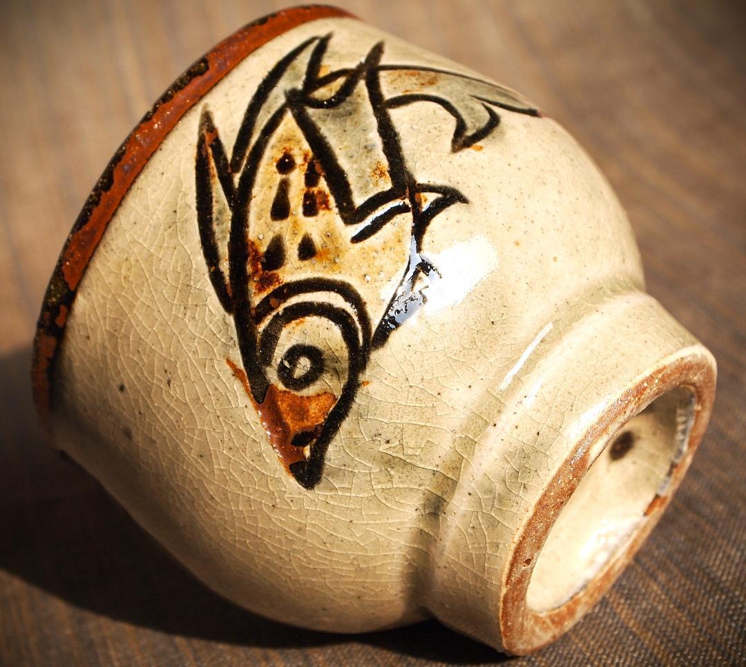 希少作★金城次郎【人間国宝】★壺屋焼き魚紋湯のみＢ★共箱・栞