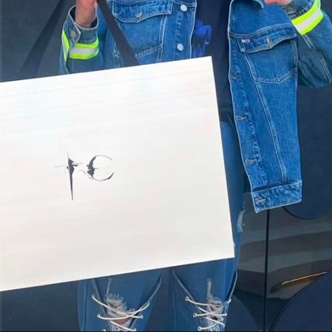 【激レア】THUG CLUB　Archive Satan Hooded Vest