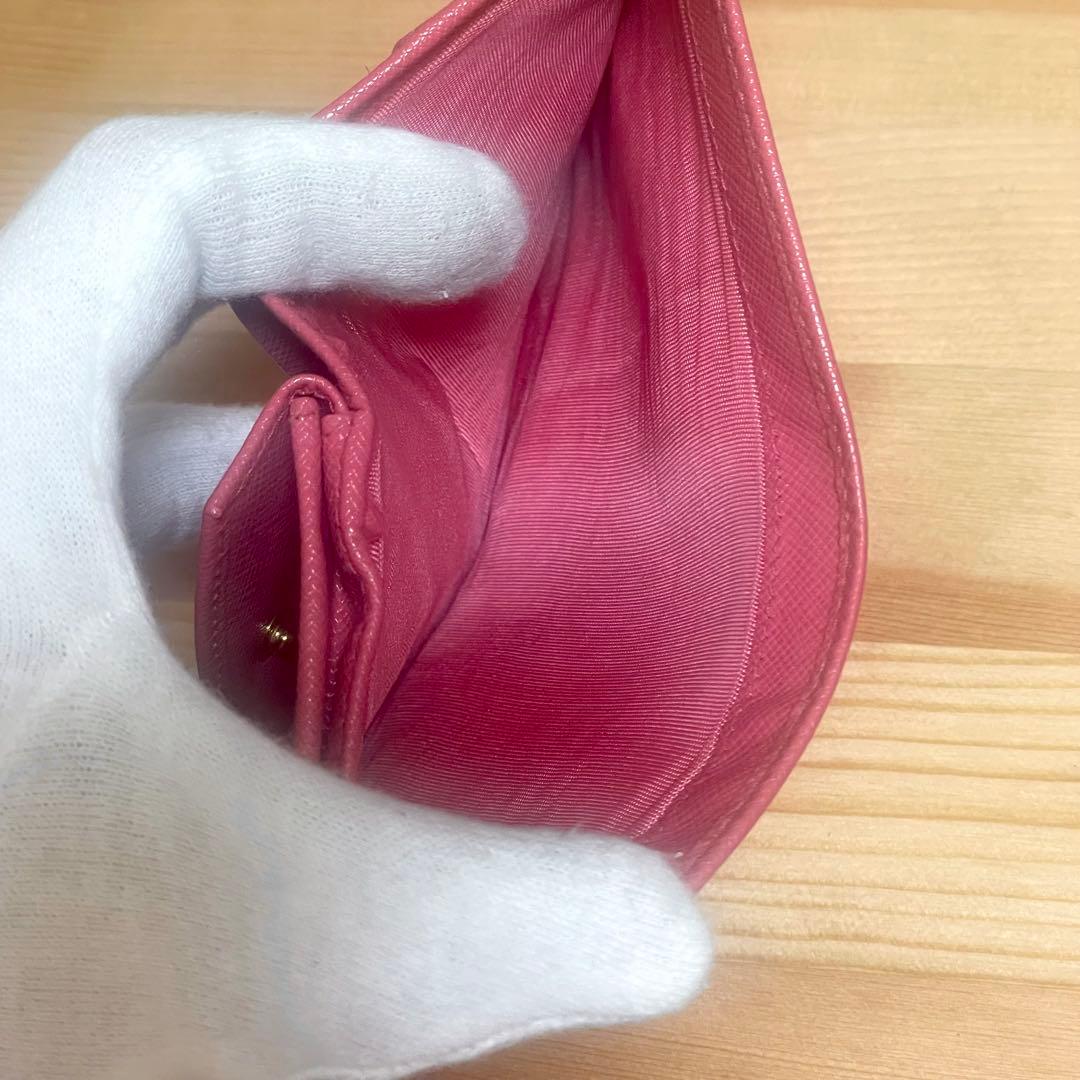 【美品】PRADA プラダ　二つ折り　サフィアーノ　ピンク　バイカラー