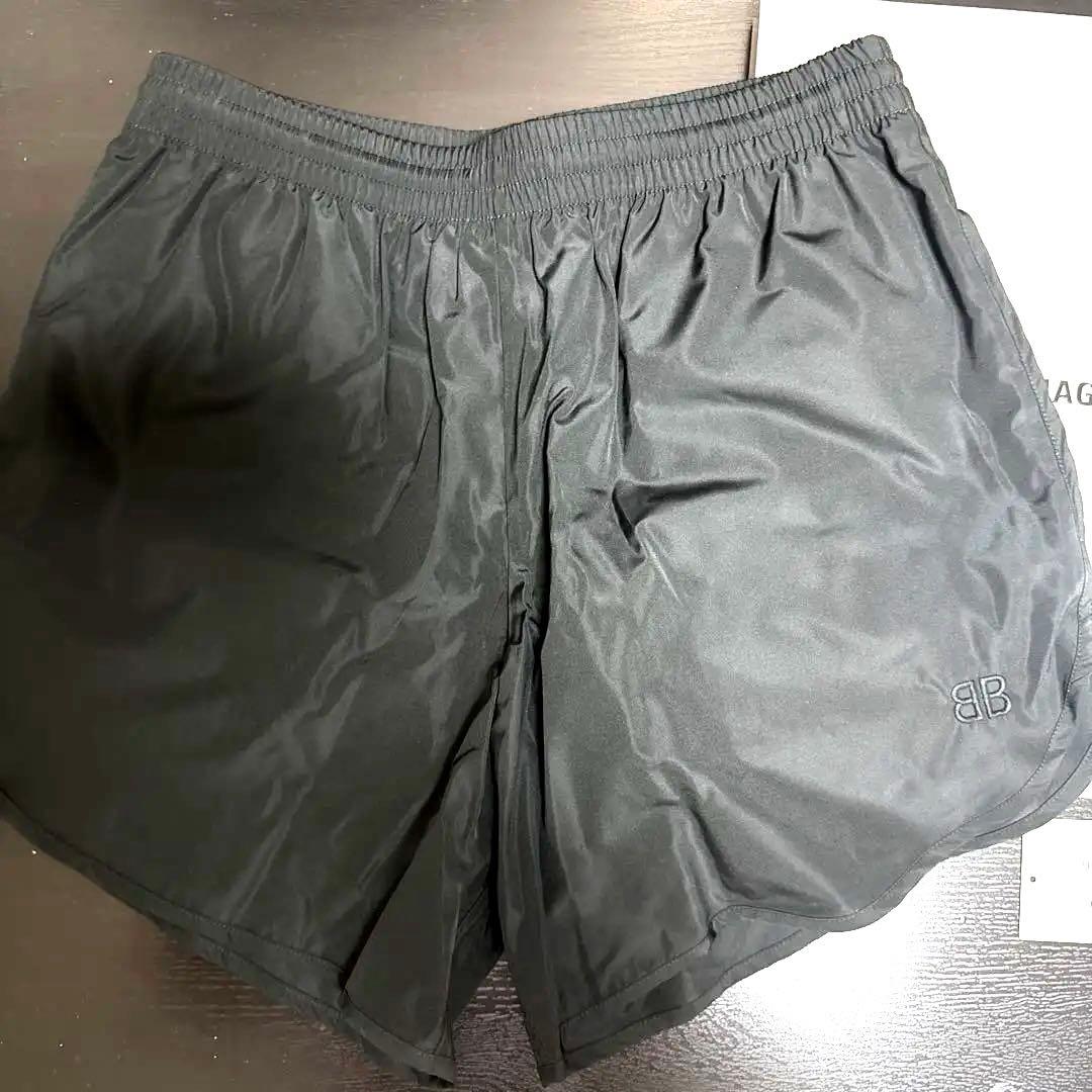 バレンシアガ　スイムパンツ　XSサイズ　ブラック　BALENCIAGA ショート