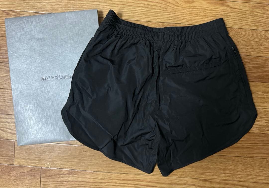 バレンシアガ　スイムパンツ　XSサイズ　ブラック　BALENCIAGA ショート