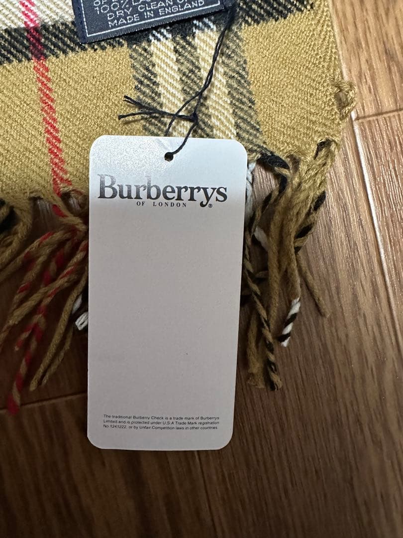 Burberryマフラー　新品　未使用　イングランド製　チェック