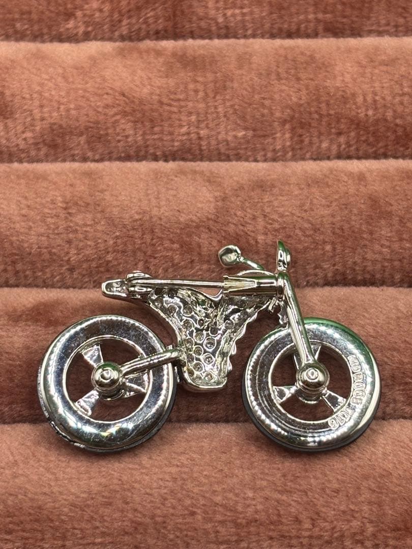 【珍しい＊貴重】K18WGホワイトゴールド バイクブローチ 新品未使用