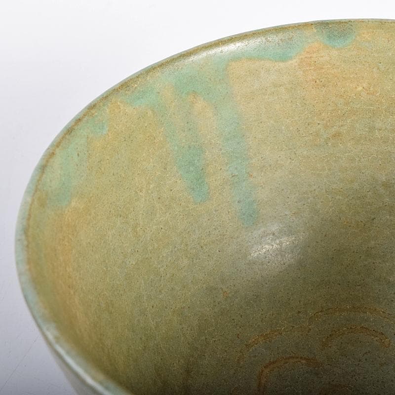 タイ古陶磁　緑釉　刻魚藻文水指　刻花文茶碗　時代箱付　C　R7773B