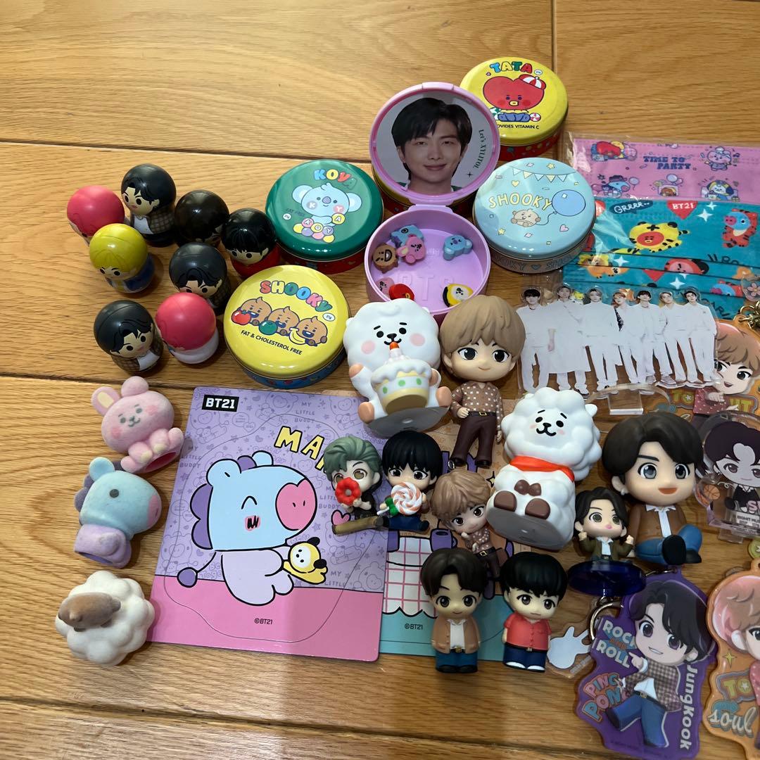 BTSグッズまとめ売り