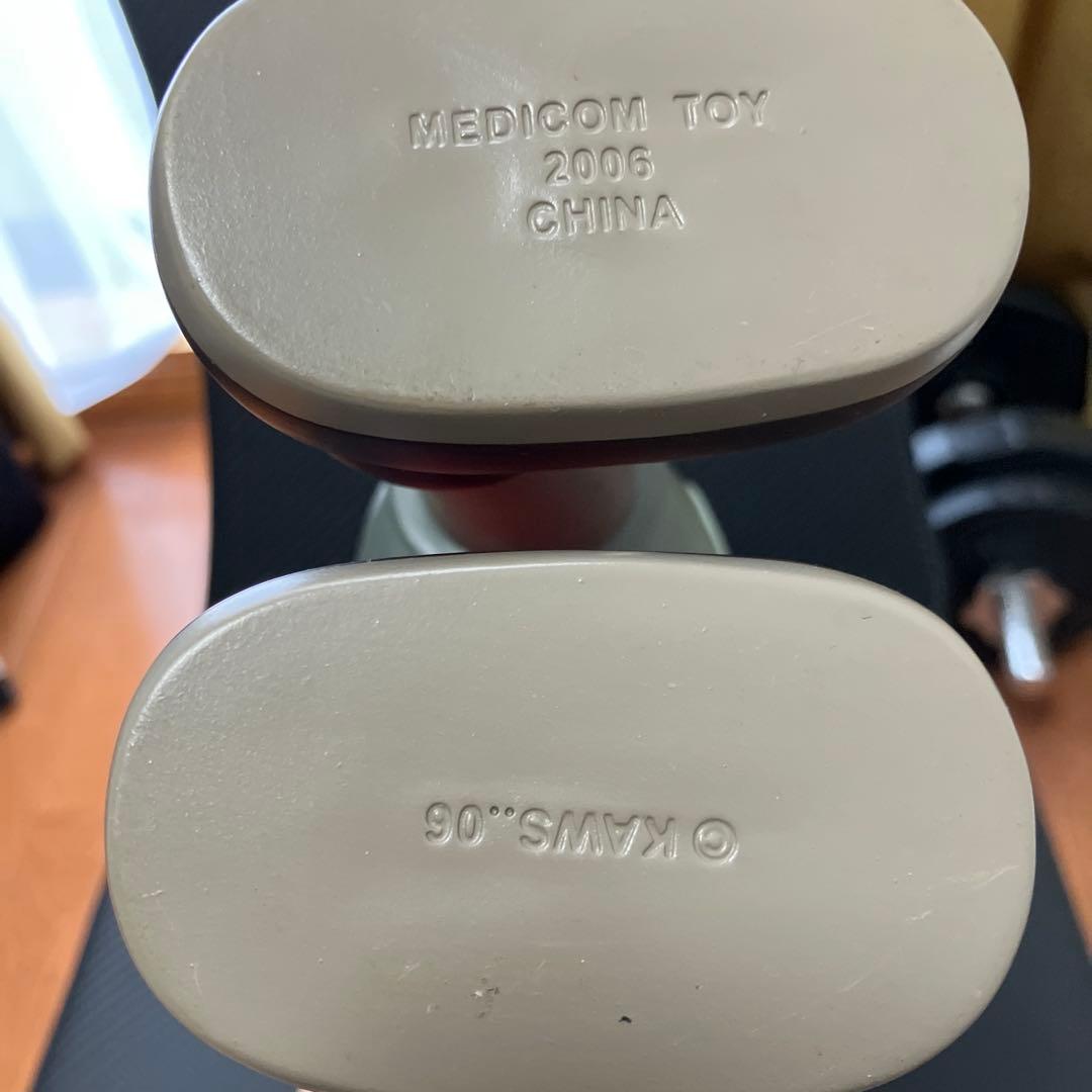 KAWS 2006 フィギュア　人体モデル