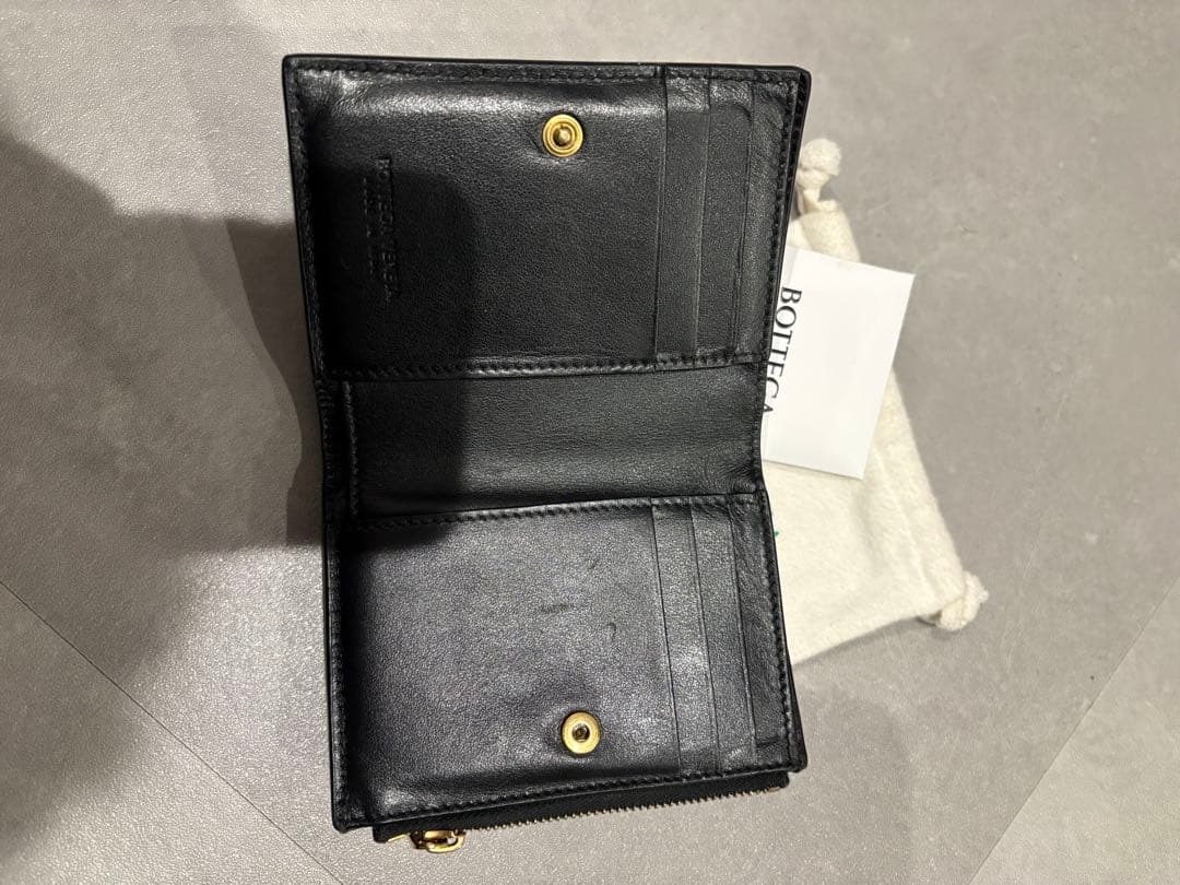 ※ysharrier ※Bottega Veneta二つ折り財布