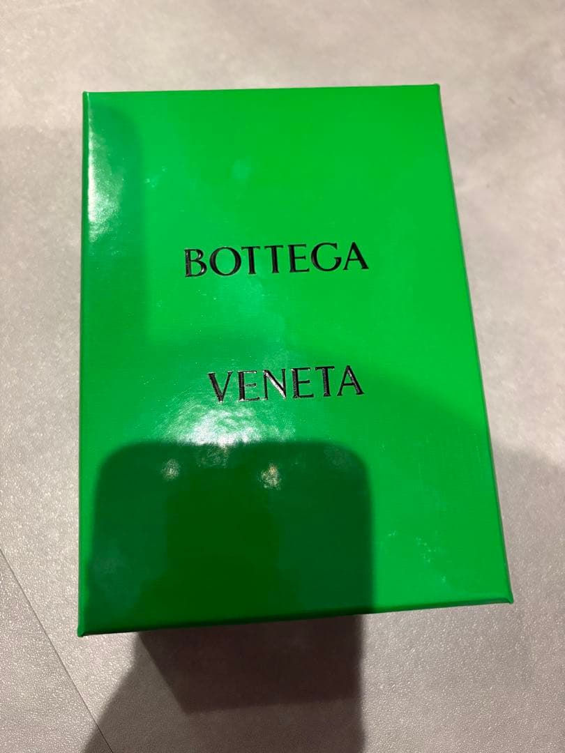 ※ysharrier ※Bottega Veneta二つ折り財布