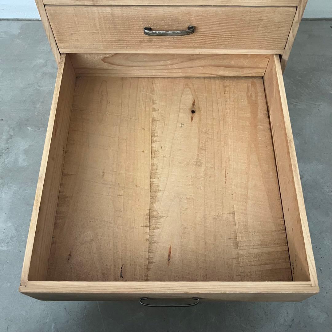 レトロ　アンティーク　古道具　古家具　剥離　ストリップド　箪笥　引き出し　抽斗