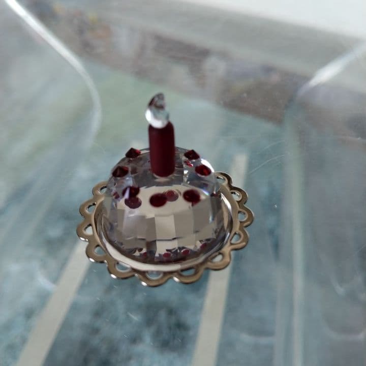 SWAROVSKI クリスタル ケーキ型 装飾品⭐︎お買い上証明書付き