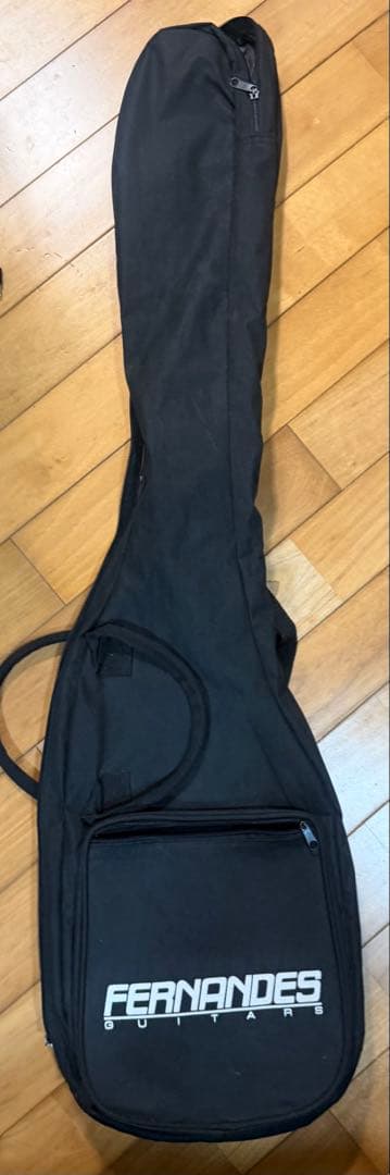 FERNANDES ベース　4弦　ワインレッド