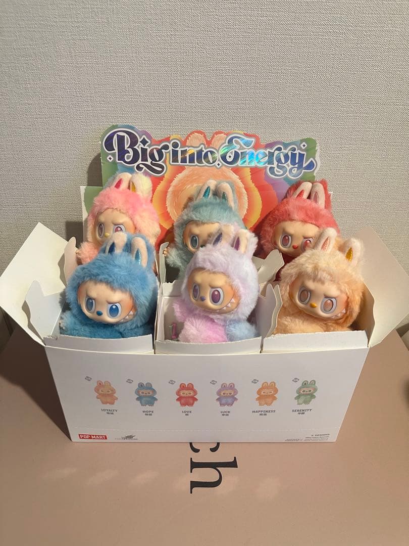 ラブブLABUBU Big into Energy