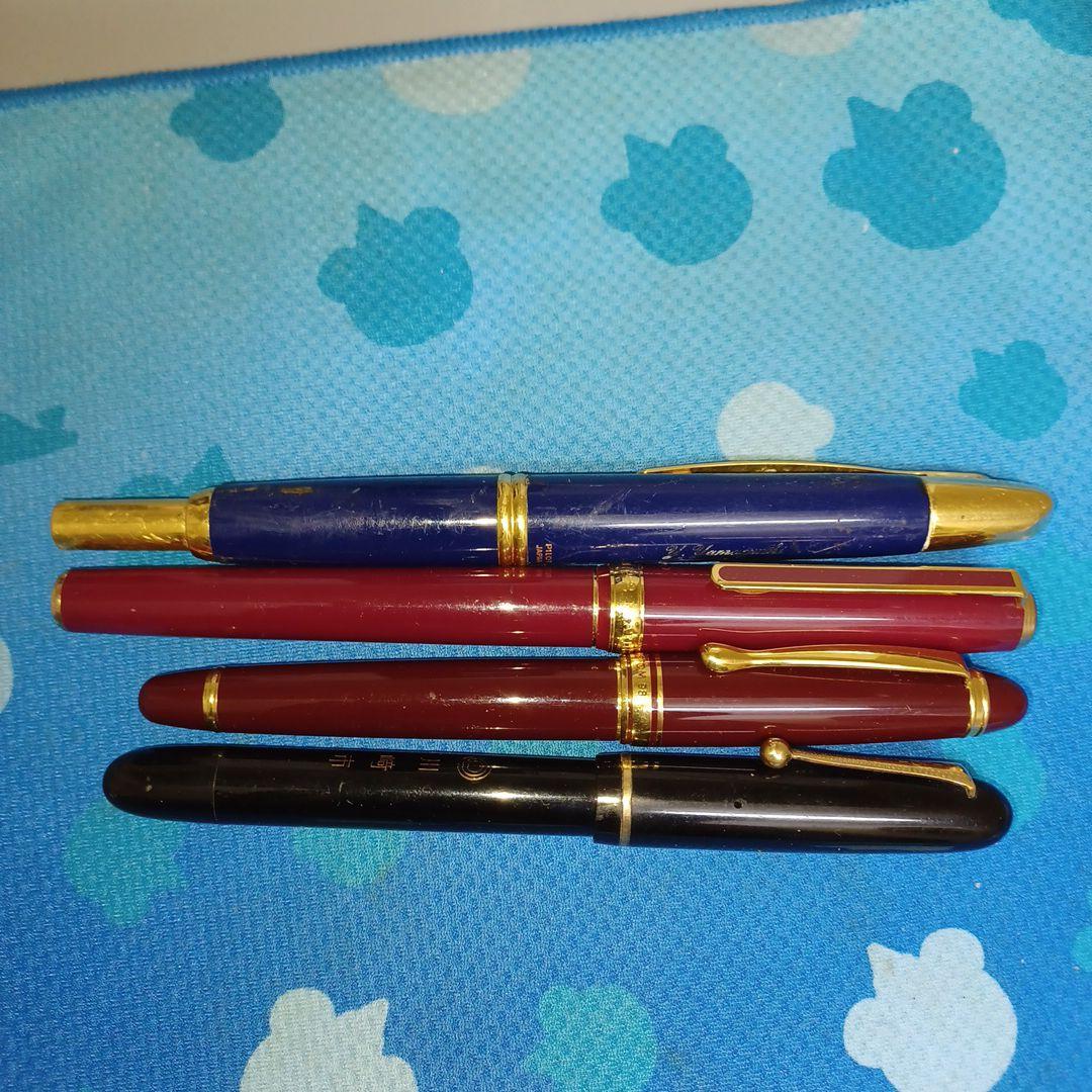 Pilot キャップレス18K 1本 ほか3本 ペン先なし ジャンク