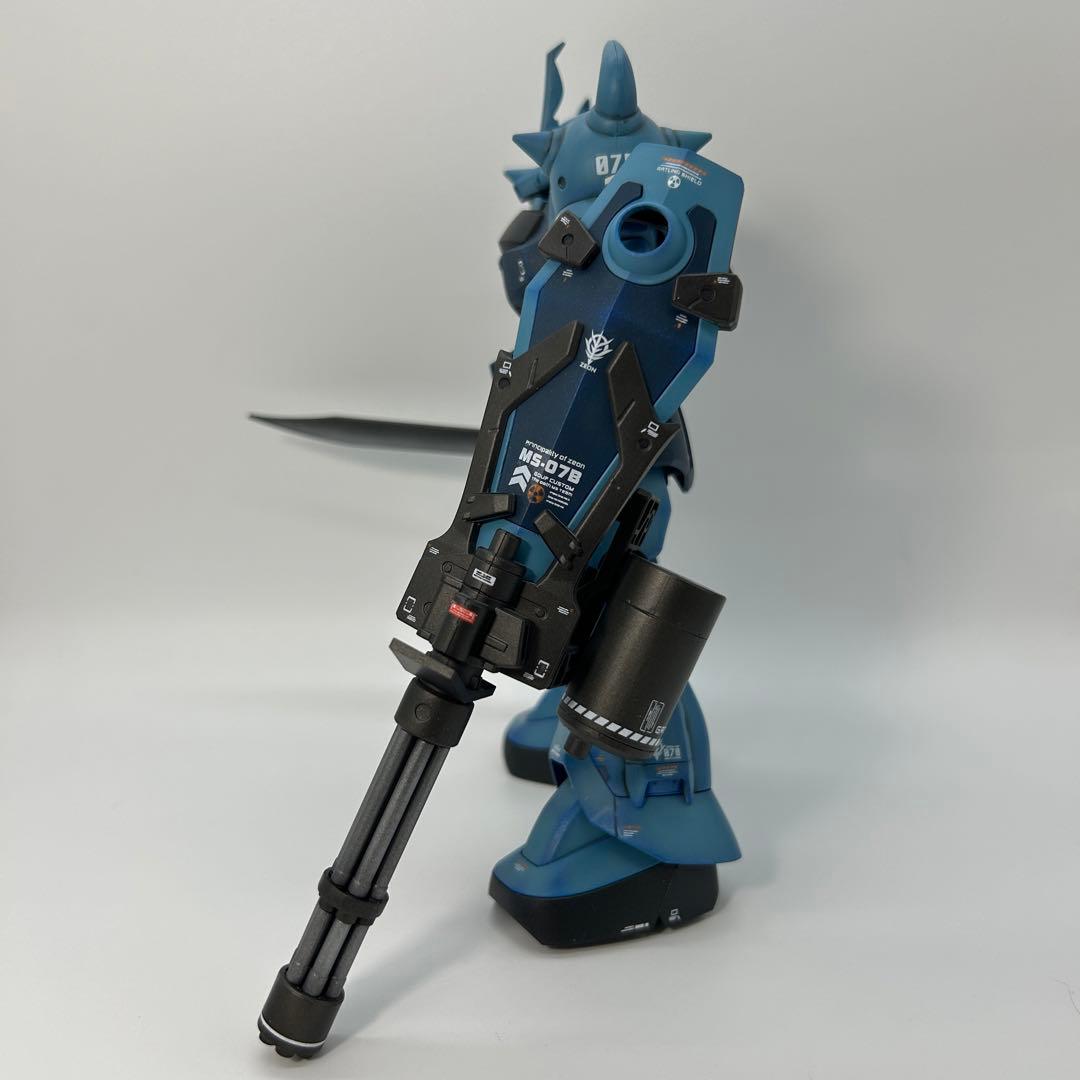 グフカスタム（MG）ガンプラ　完成品