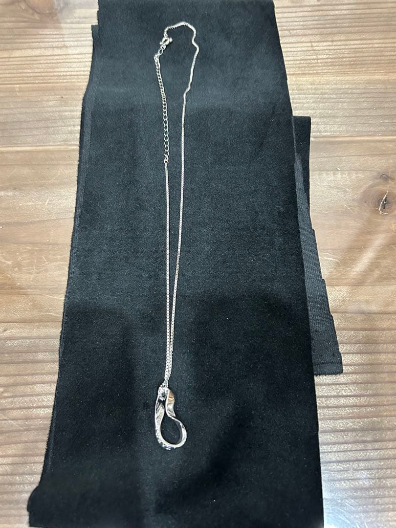 ZARD ペンダントネックレス シルバー